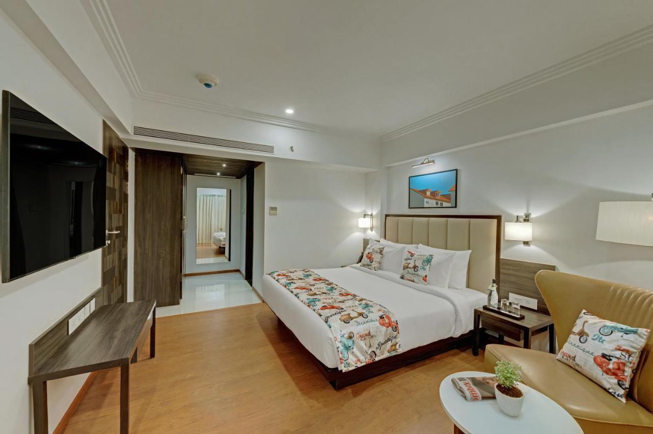 Hotel The Fern Residency Turbhe à Navi Mumbai Extérieur photo