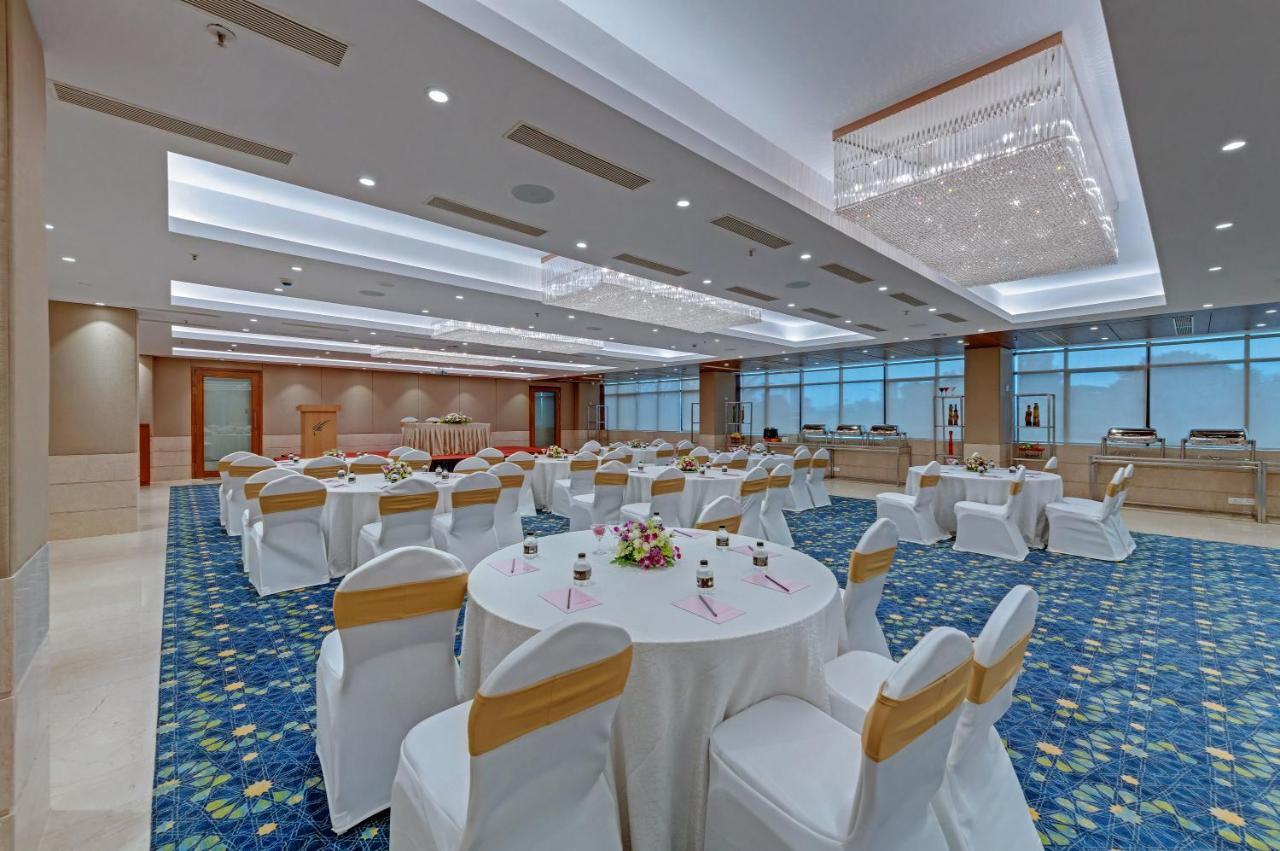 Hotel The Fern Residency Turbhe à Navi Mumbai Extérieur photo